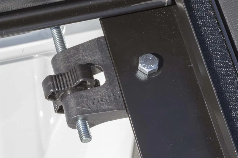 Access Vanish 15-19 Ford F-150 5ft 6in Bed Roll-Up Cover - Image 5