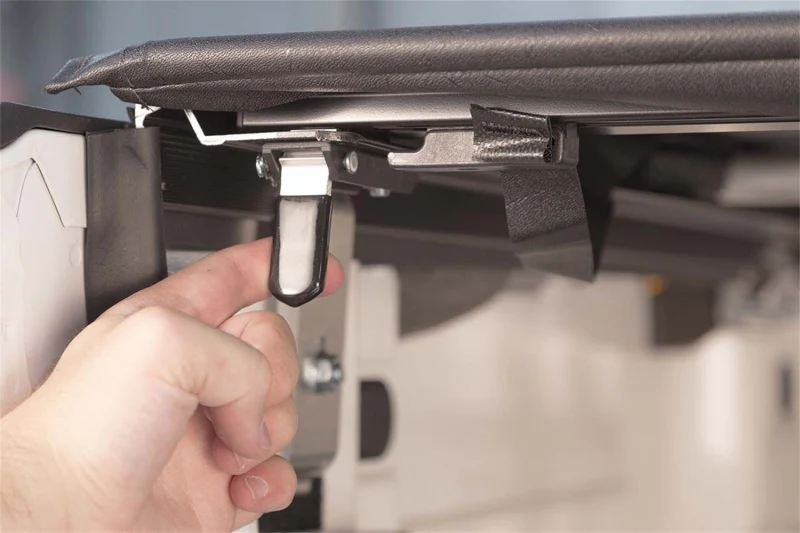 Access Vanish 73-98 Ford Full Size Old Body 6ft 8in Bed Roll-Up Cover - Image 17